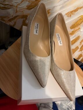 Pointed Toe Metallic Ivory Pumps - Women